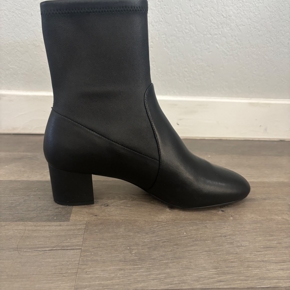 Stuart Weitzman Brand new never worn booties - Picture 2 of 4